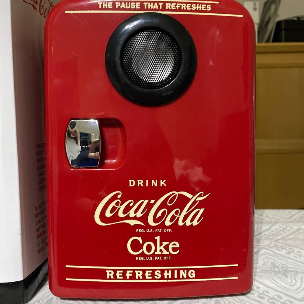 Miki bar with speaker 🔈